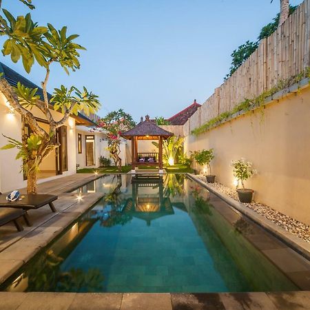 Turiya Villa Sanur Екстериор снимка